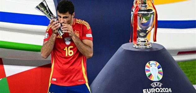 رودري يحصد جائزة أفضل لاعب في بطولة يورو 2024