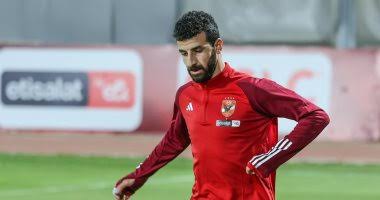 الأهلي يقدم الاستغناء عن لاعبه بالتراضي بين الطرفين