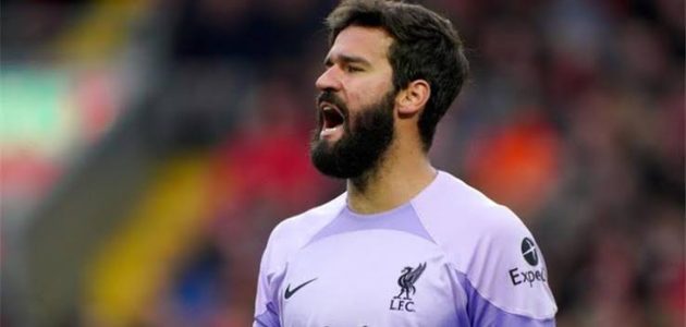أليسون بيكر يتغنى بمحمد صلاح
